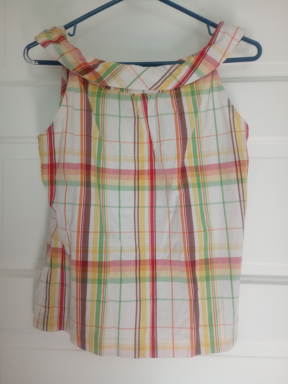 3 Summer Tops - Picture 4 of 11